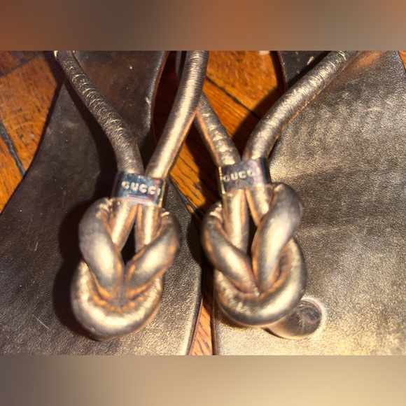 Gold sling back GUCCI sandals 👡 - Picture 5 of 10